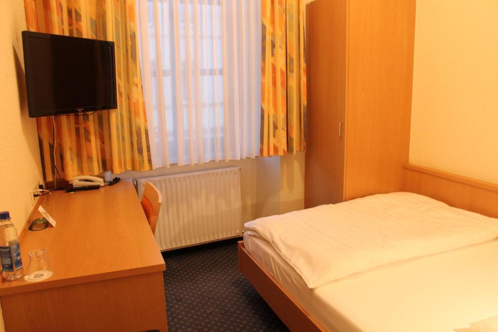 City Hotel Neuwied Zimmer foto