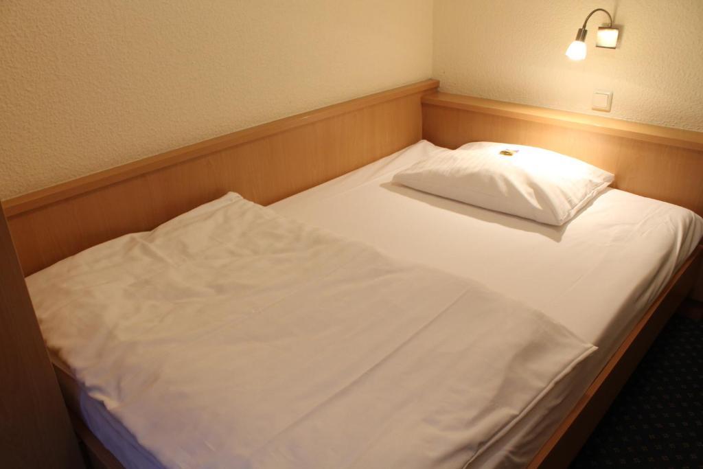 City Hotel Neuwied Zimmer foto