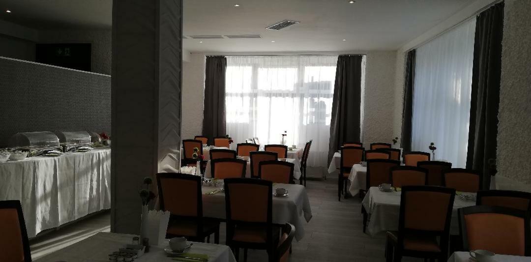 City Hotel Neuwied Exterior foto